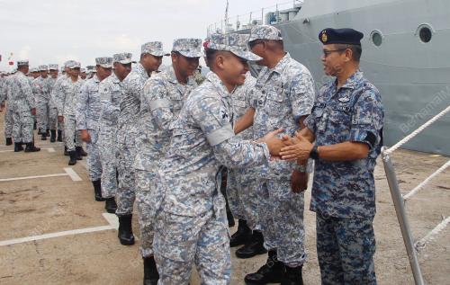 PELAYARAN KD MAHAWANGSA KE LUBNAN