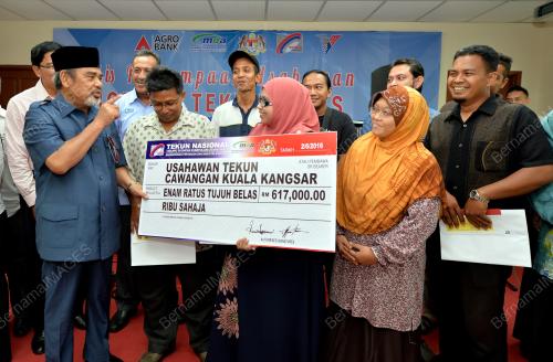 PK07_02062016_TAJUDDIN