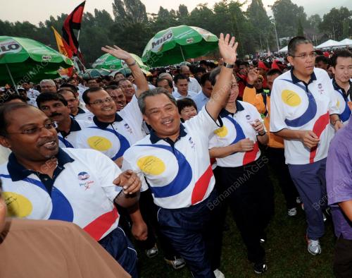 TAN SRI MUHYIDDIN YASSIN