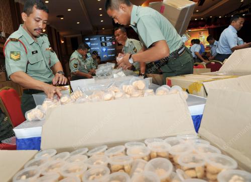 PK07_02082012_KUIH_RAYA