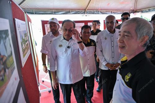 DATUK SERI ANWAR IBRAHIM
