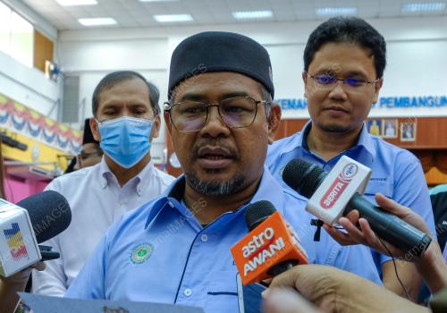 DATUK DR MOHD KHAIRUDDIN AMAN RAZALI