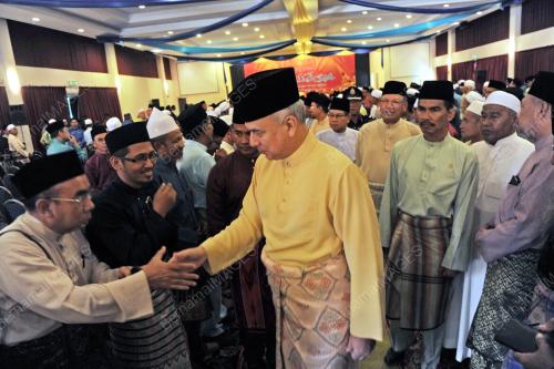 PK07_05022016_NAZRIN_SHAH