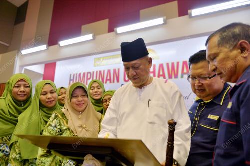 PK07_05022017_NAZRI