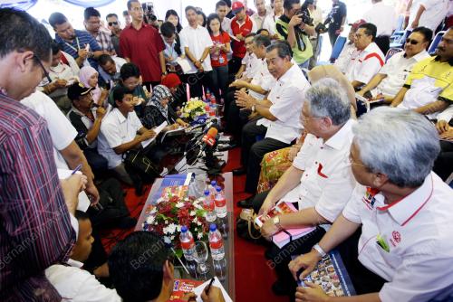 MUHYIDDIN YASSIN