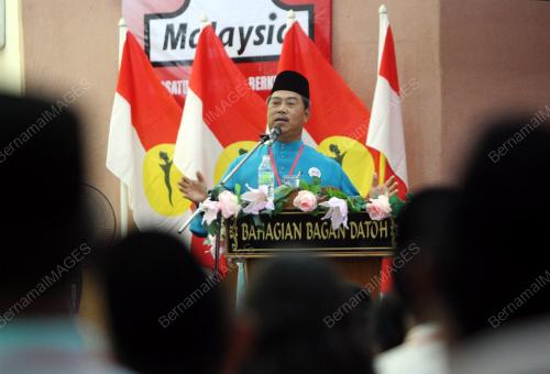 TAN SRI MUHYIDDIN YASSIN