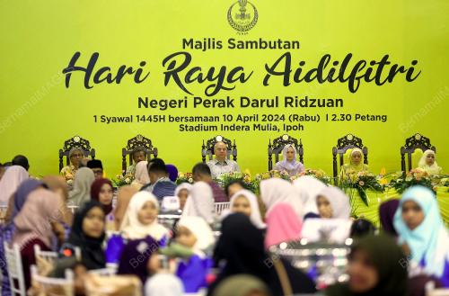 SULTAN PERAK SAMBUTAN JAMUAN HARI RAYA