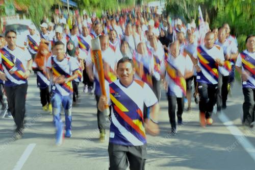 PK07_10072017_LARIAN_OBOR