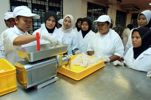SURIMI DAN OTOSHIMI