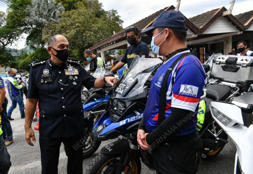 DATUK MIOR FARIDALATHRASH WAHID