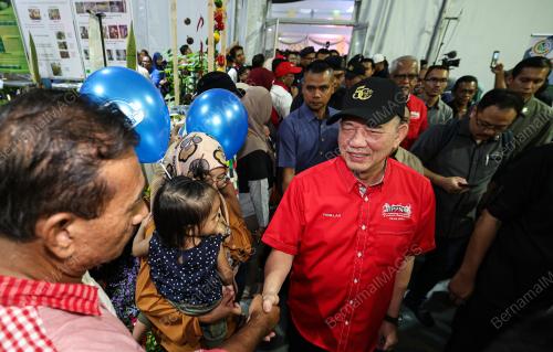 DATUK SERI FADILLAH YUSOF 