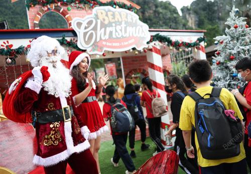 TINJAUAN PERSIAPAN HARI KRISMAS