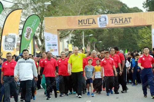 PK07_13112016_LARIAN
