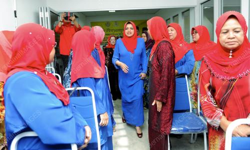 PK07_15052014_WANITA