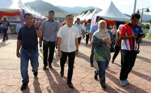 FAHMI FADZIL