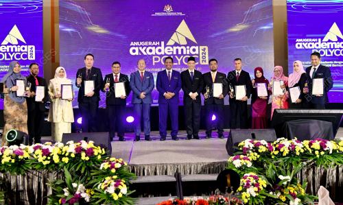 DATUK SERI DR ZAINI UJANG