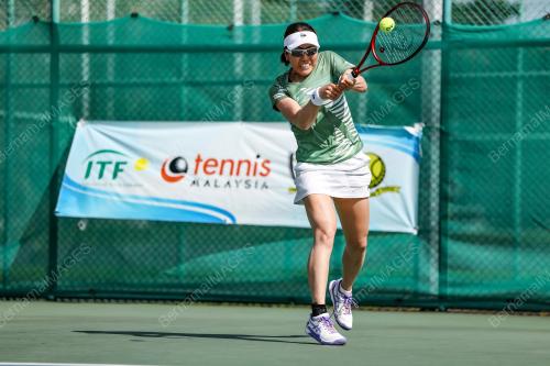AYUMI KOSHIISHI
