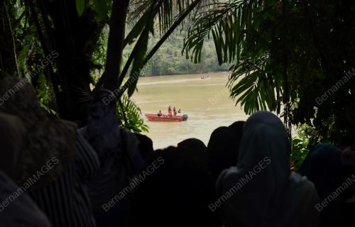 PELAJAR LEMAS KAMPUNG TEPUS PARIT