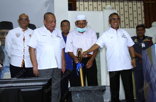 ISMAIL ABD MUTTALIB