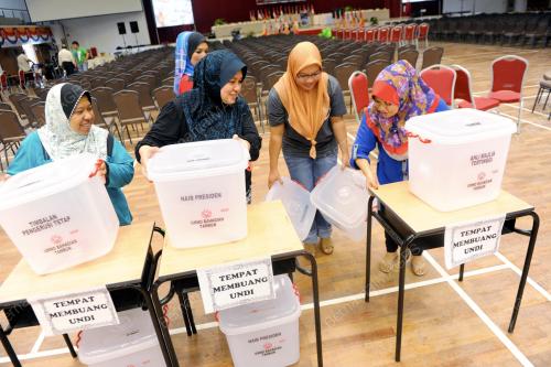 PK07_18102013_UMNO13