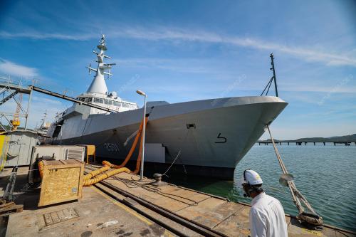 KAPAL LCS