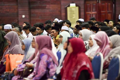 SIRI WACANA BERGERAK MADANI SIDDIQ FADZIL