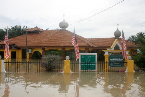 PK07_19082021_MASJID_BANJIR