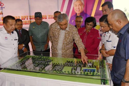 DATUK SERI DR AHMAD ZAHID HAMIDI
