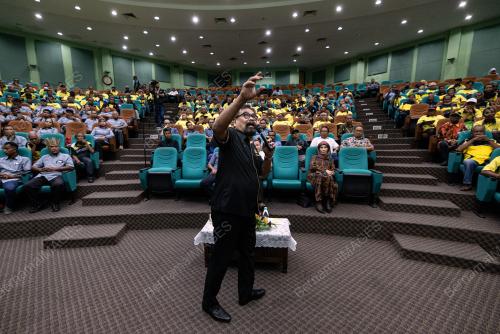 DATUK RAMLI MOHD NOOR