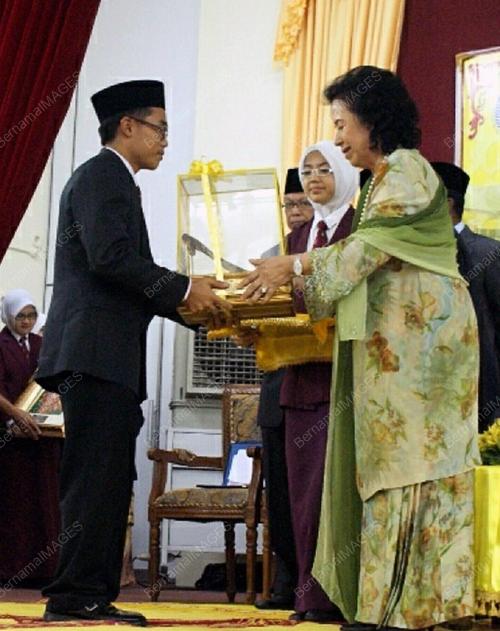 TUANKU BAINUN