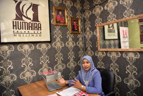 HUMAIRA MUSLIMAH SALON