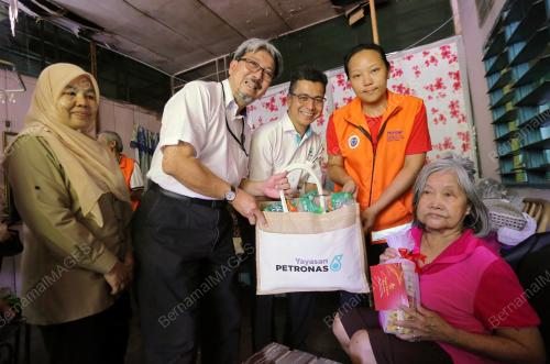 PROGRAM MEMACU KEHIDUPAN OLEH YAYASAN PETRONAS