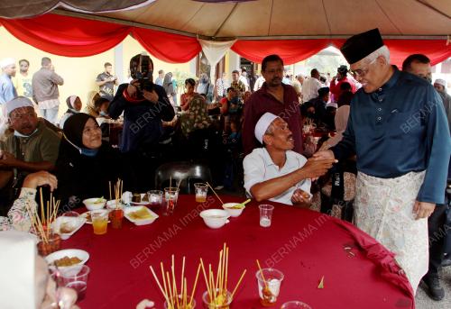 DATUK SERI HAMZAH ZAINUDIN
