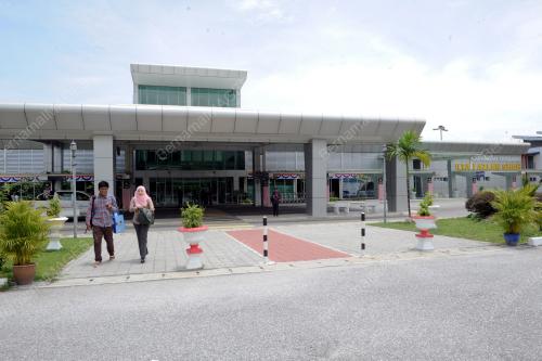 PK07_21082014_AIRPORT