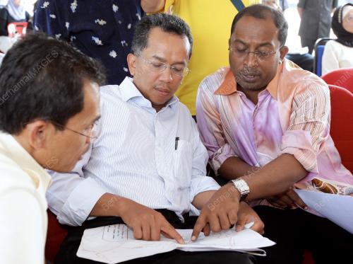 DATUK SHAZIMAN ABU MANSOR