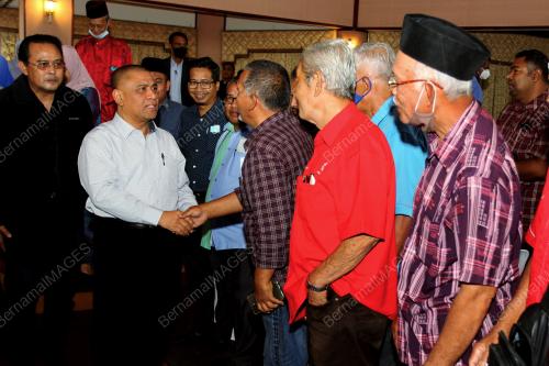 DATUK SERI SAARANI MOHAMAD