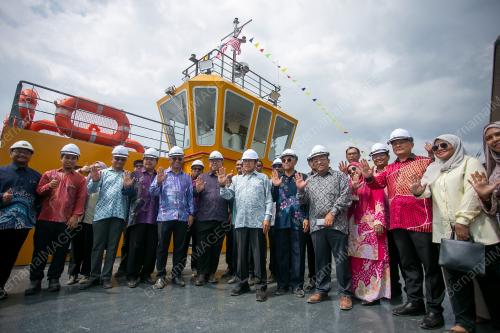 DATUK SERI AHMAD MASLAN
