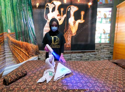 TINJAUAN PERSEDIAAN OPERASI SPA