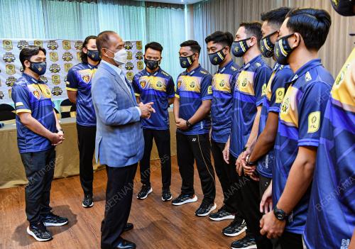 MAJLIS PENGUMUMAN BARISAN PEMAIN PERAK BISON KE STL