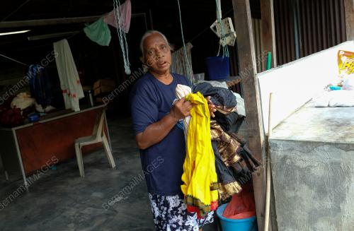 DOBI TRADISIONAL JALAN SILIBIN