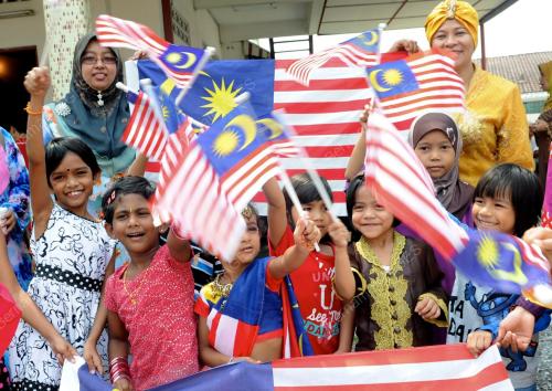 PK07_25082013_BENDERA