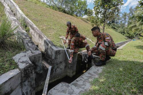 BALAI BOMBA DAN PENYELAMAT MERU RAYA