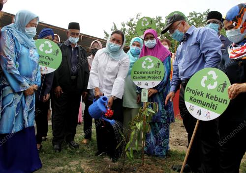PELANCARAN KEBUN KOMUNITI MERDEKA