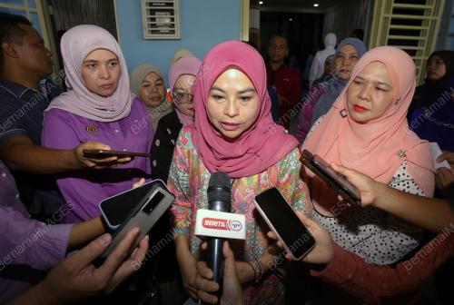 DATUK SERI DR NORAINI AHMAD