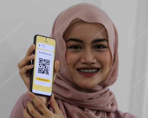 DATUK SERI SAARANI MOHAMAD