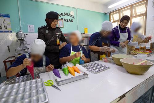 KEMAHIRAN DI PUSAT PEMULIHAN AKHLAK