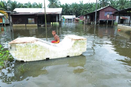 PK07_30112014_BANJIR