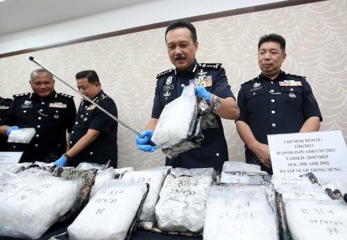 DATUK SERI MOHD YUSRI HASSAN BASRI