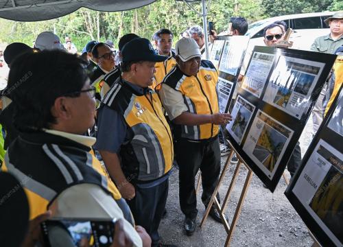 DATUK SERI ALEXANDER NANTA LINGGI