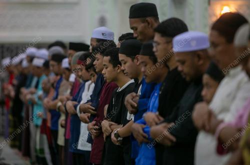 SOLAT TARAWIH